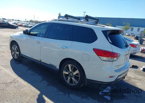 2014 Nissan Pathfinder Platinum из США, поврежденный, VIN 5N1AR2MM3EC716766